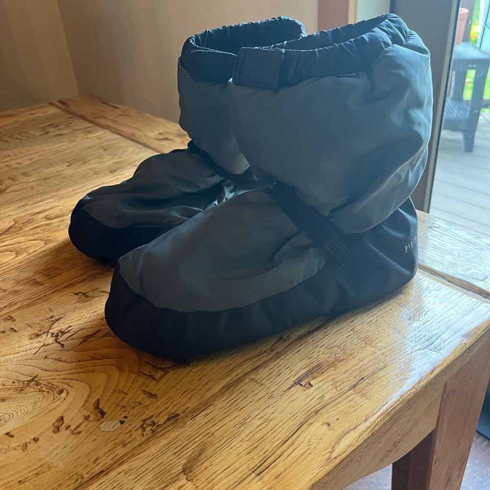 Bloch warm up booties